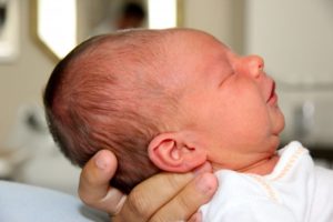 Форма головы у новорожденного вытянутая