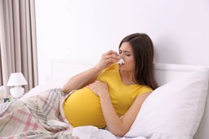 Насморк у беременных на поздних сроках чем лечить