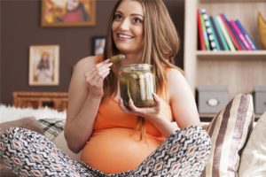Почему беременные хотят соленого