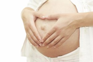 Толчки при беременности внизу живота