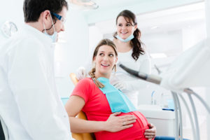 Почему зубы болят у беременной