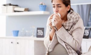У беременной болит горло и насморк как лечить