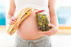 Почему беременные хотят соленого