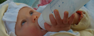 Как определить что новорожденный не наедается грудным молоком