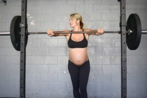Можно ли поднимать тяжести беременным