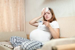 Первые признаки простуды у беременной что делать