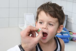 Как выпить горькую таблетку ребенку